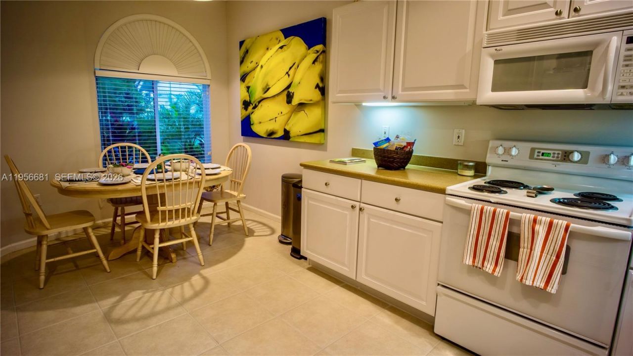 712 W Palm Aire Dr, Pompano Beach, FL 33069 Photo