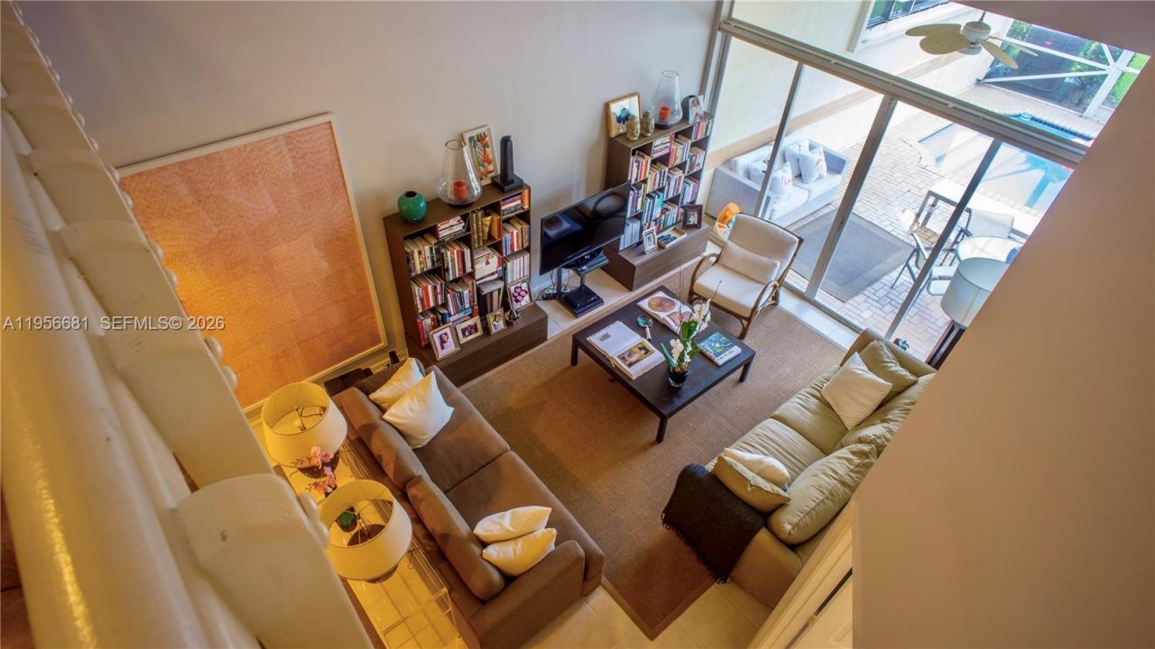 712 W Palm Aire Dr, Pompano Beach, FL 33069 Photo