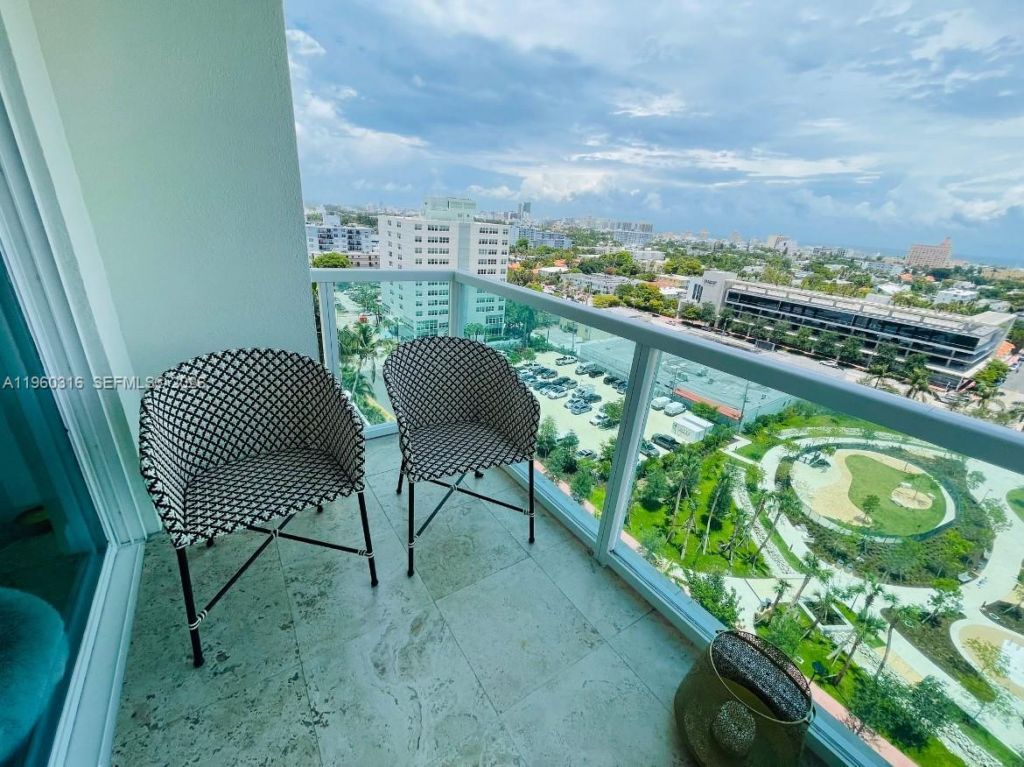 650 West Ave, Unit 1704, Miami Beach, FL 33139 Photo