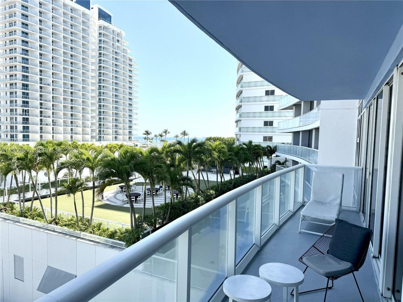 3101 Bayshore Dr , Unit 704, Fort Lauderdale, FL 33304 Photo
