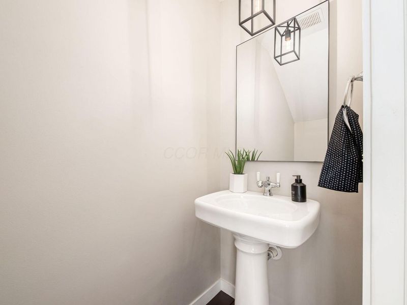 802 N 4th Street, Unit 802, Columbus, OH 43215 Photo 28