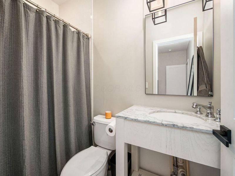 802 N 4th Street, Unit 802, Columbus, OH 43215 Photo 32