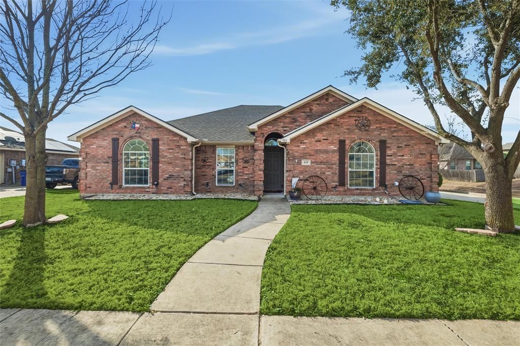 910 Grouse Road, Glenn Heights, TX 75154 Main Photo