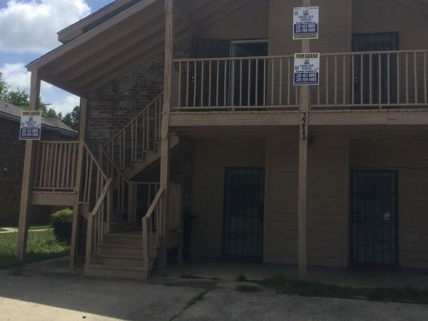 2211 Sherwood Meadow Dr, Unit #4, Baton Rouge, LA 70816
