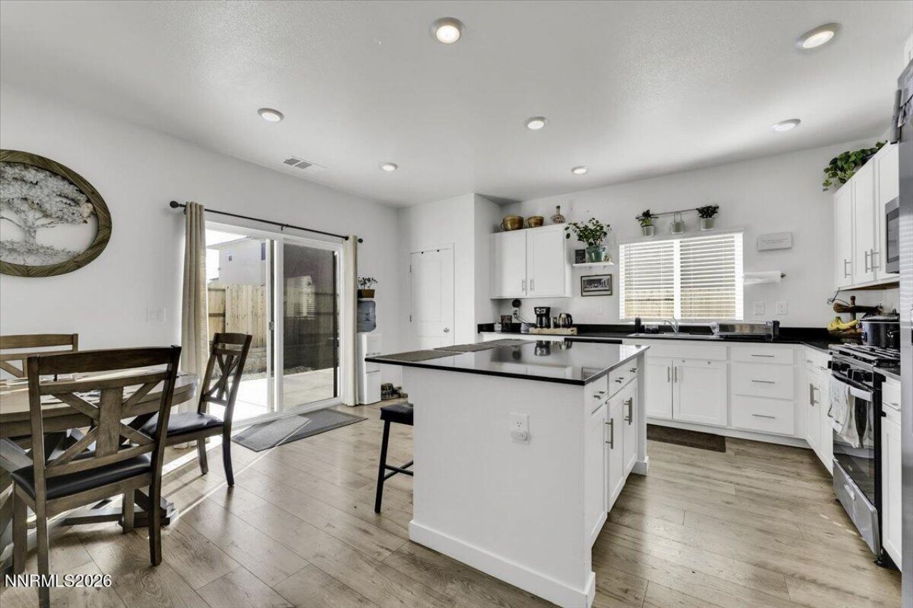 504 Winter Sky Drive, Reno, NV 89506 Photo