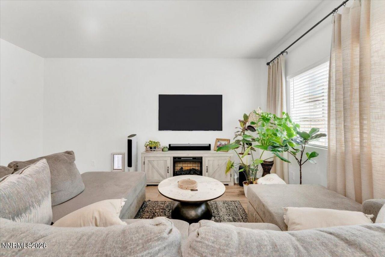 504 Winter Sky Drive, Reno, NV 89506 Photo