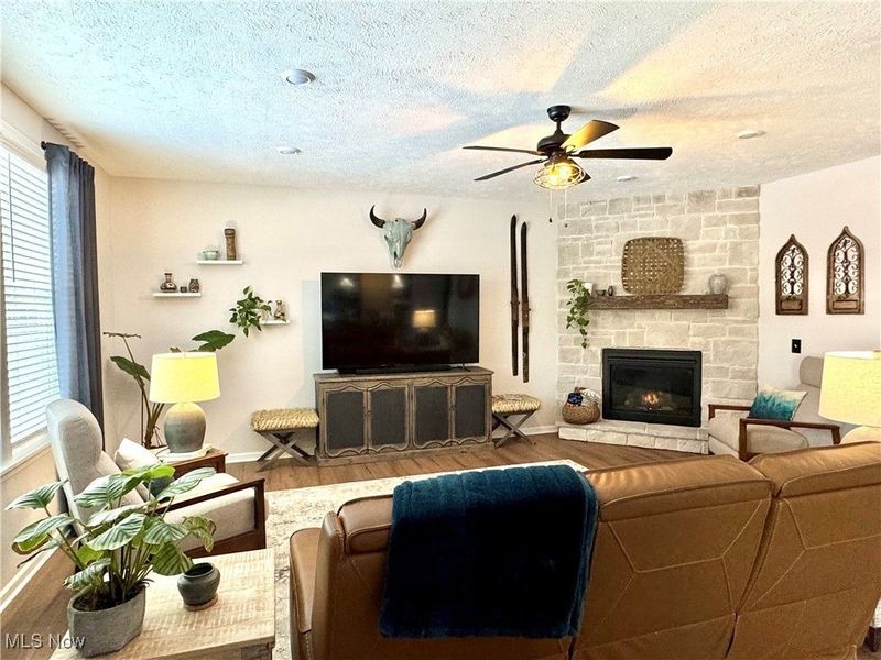 1411 Tullamore Trail, Wadsworth, OH 44281 Photo 6