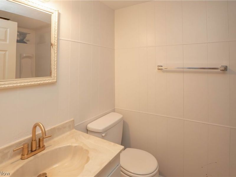 7192-7194 Middlebranch Avenue NE, Canton, OH 44721 Photo 12