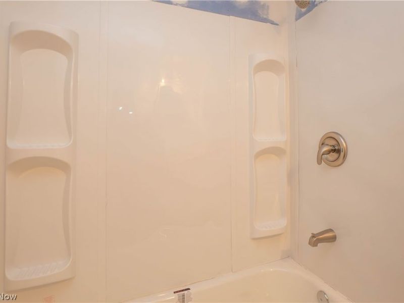 7192-7194 Middlebranch Avenue NE, Canton, OH 44721 Photo 13