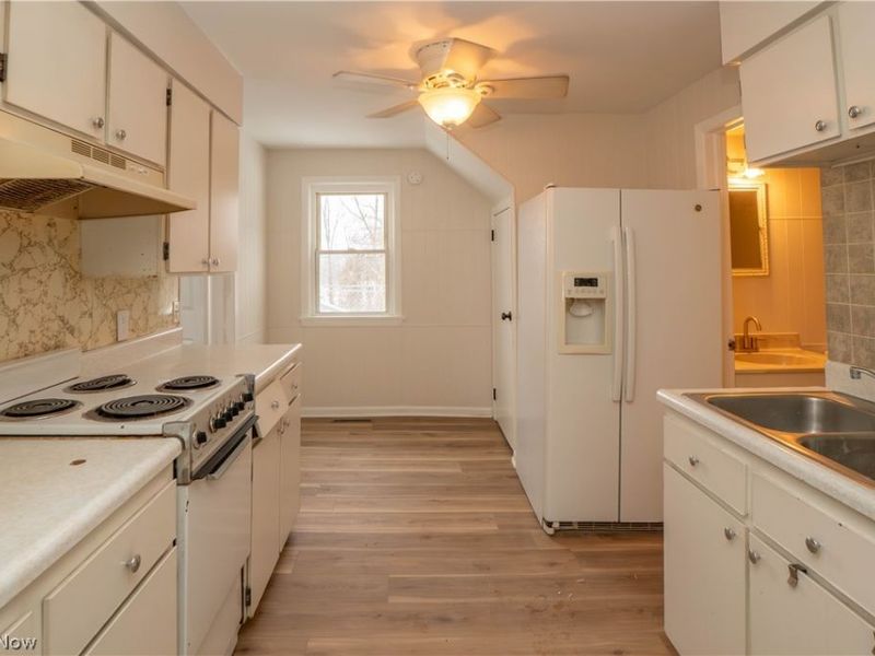 7192-7194 Middlebranch Avenue NE, Canton, OH 44721 Photo 5