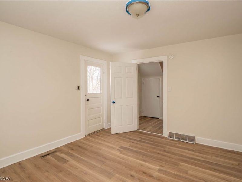 7192-7194 Middlebranch Avenue NE, Canton, OH 44721 Photo 9