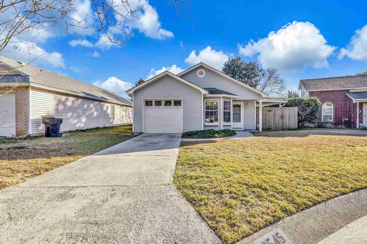 3545 Sotogrande Pl, Pensacola, FL 32504 Main Photo