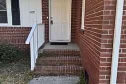 1907 Aichele Drive photo 4