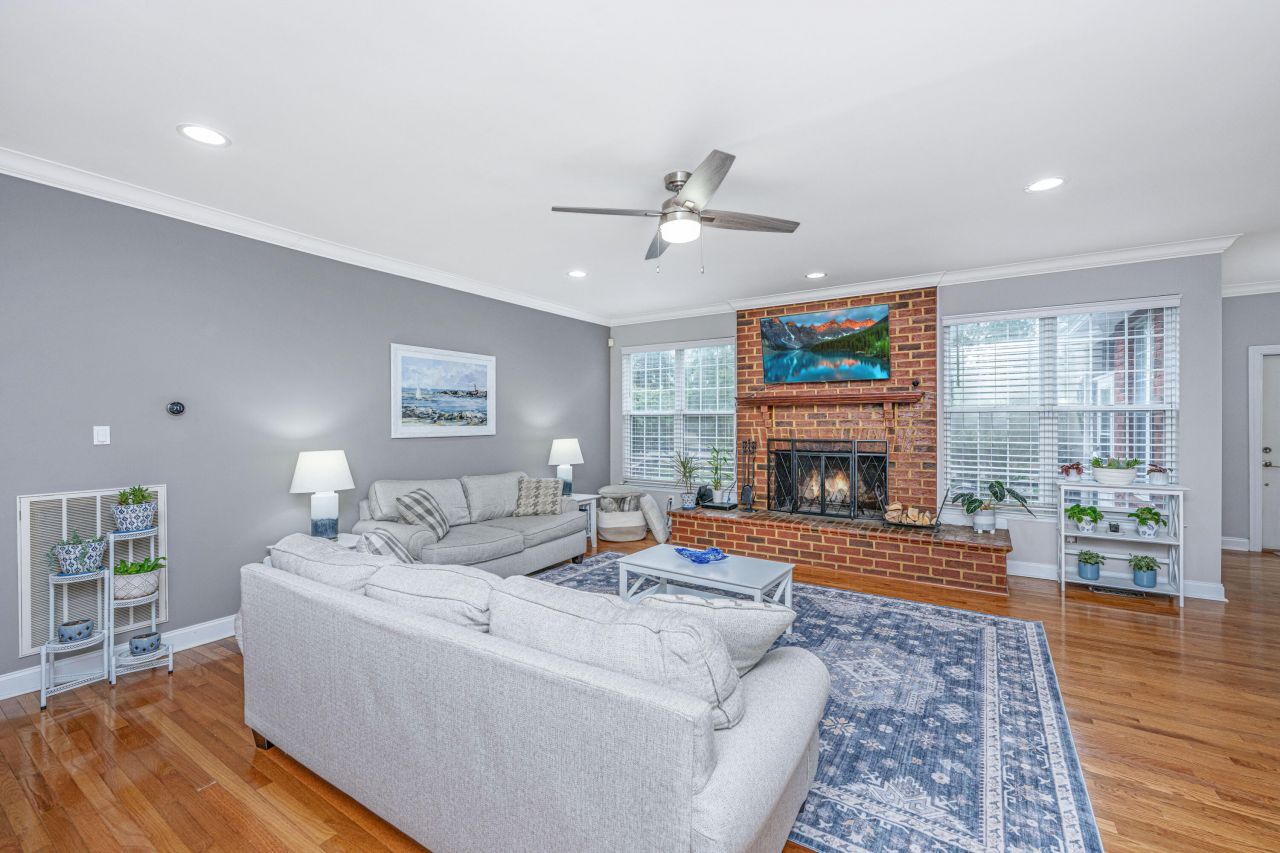 1155 Highway 61 Photo 17