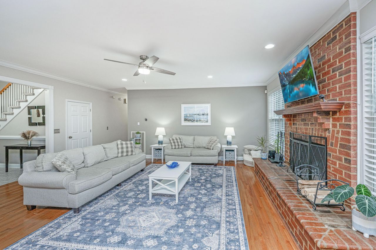 1155 Highway 61 Photo 18