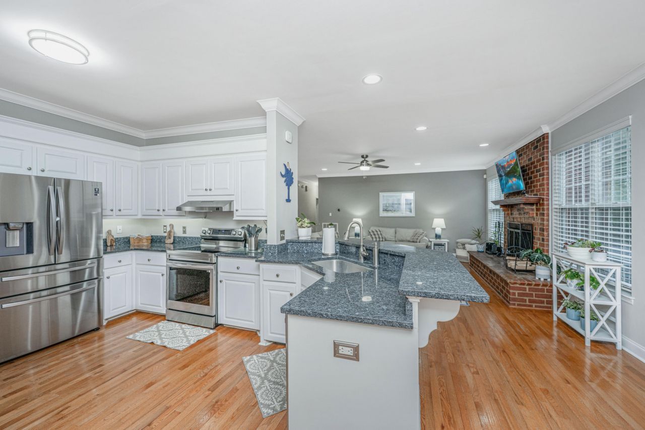 1155 Highway 61 Photo 22