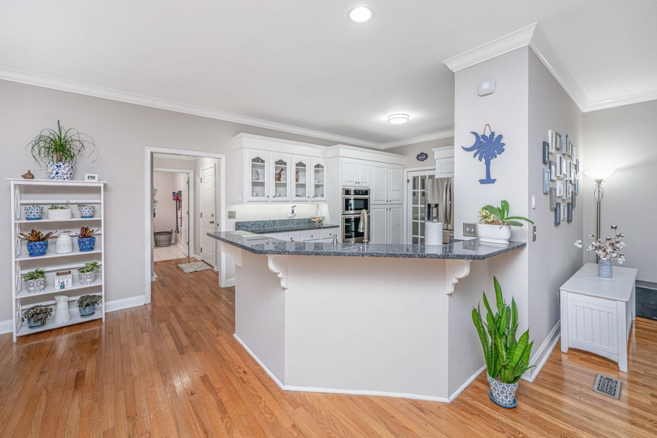 1155 Highway 61 Photo 24