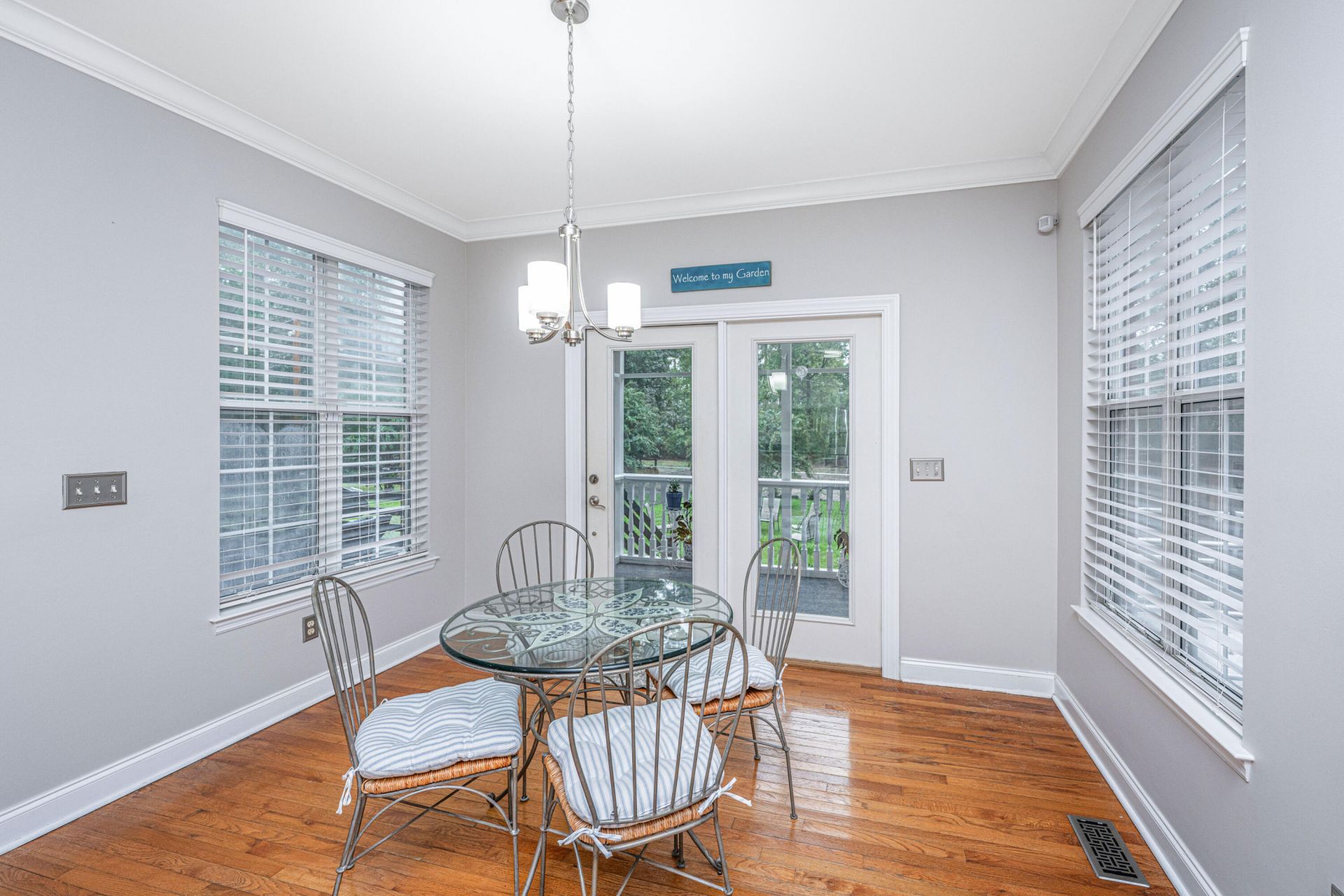 1155 Highway 61 Photo 27