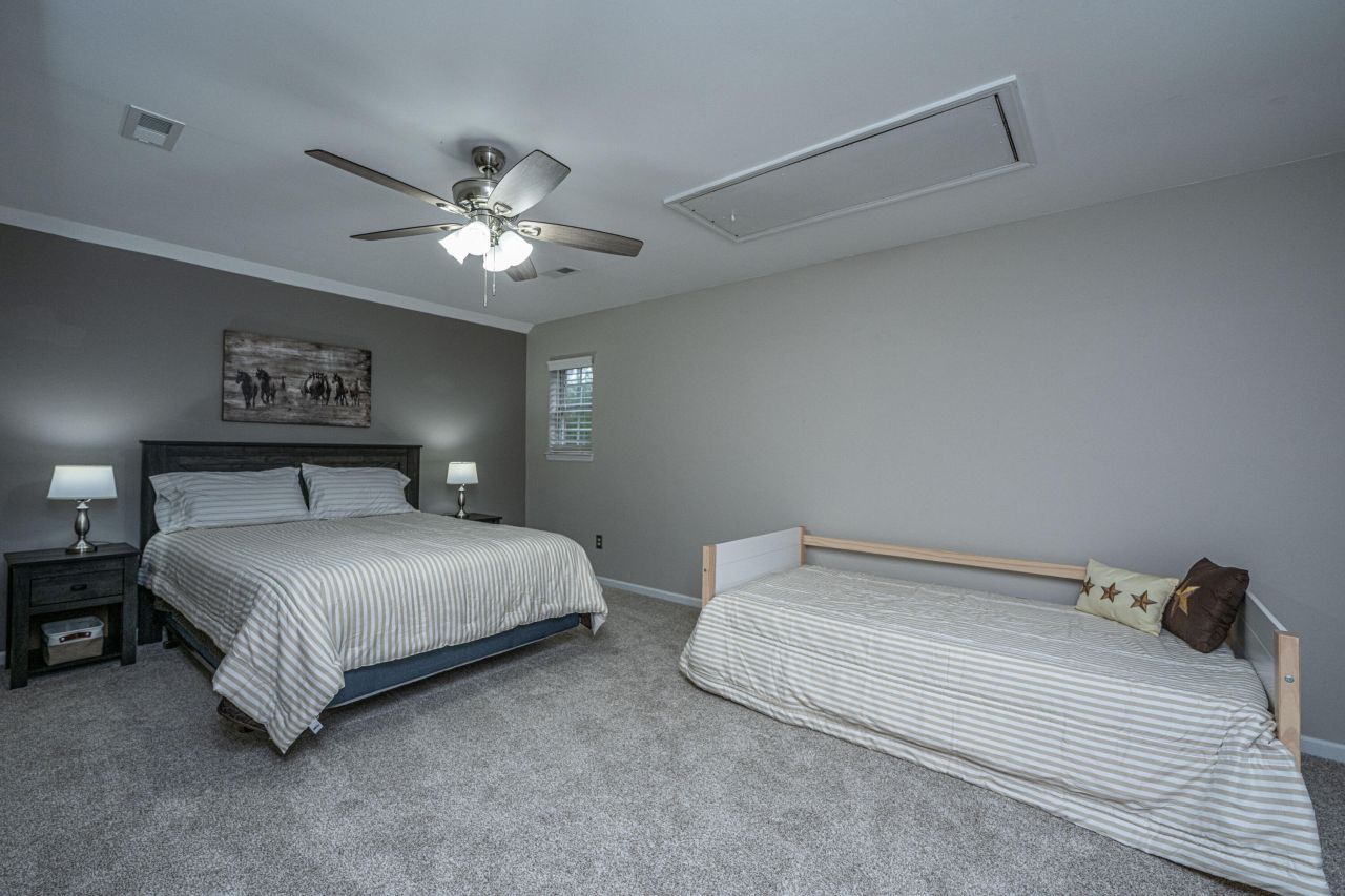 1155 Highway 61 Photo 53