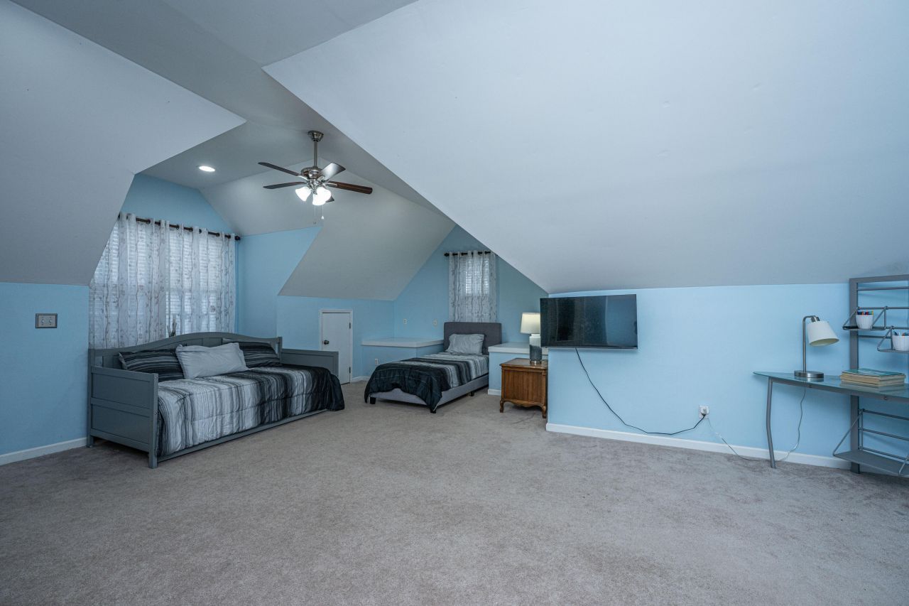 1155 Highway 61 Photo 58