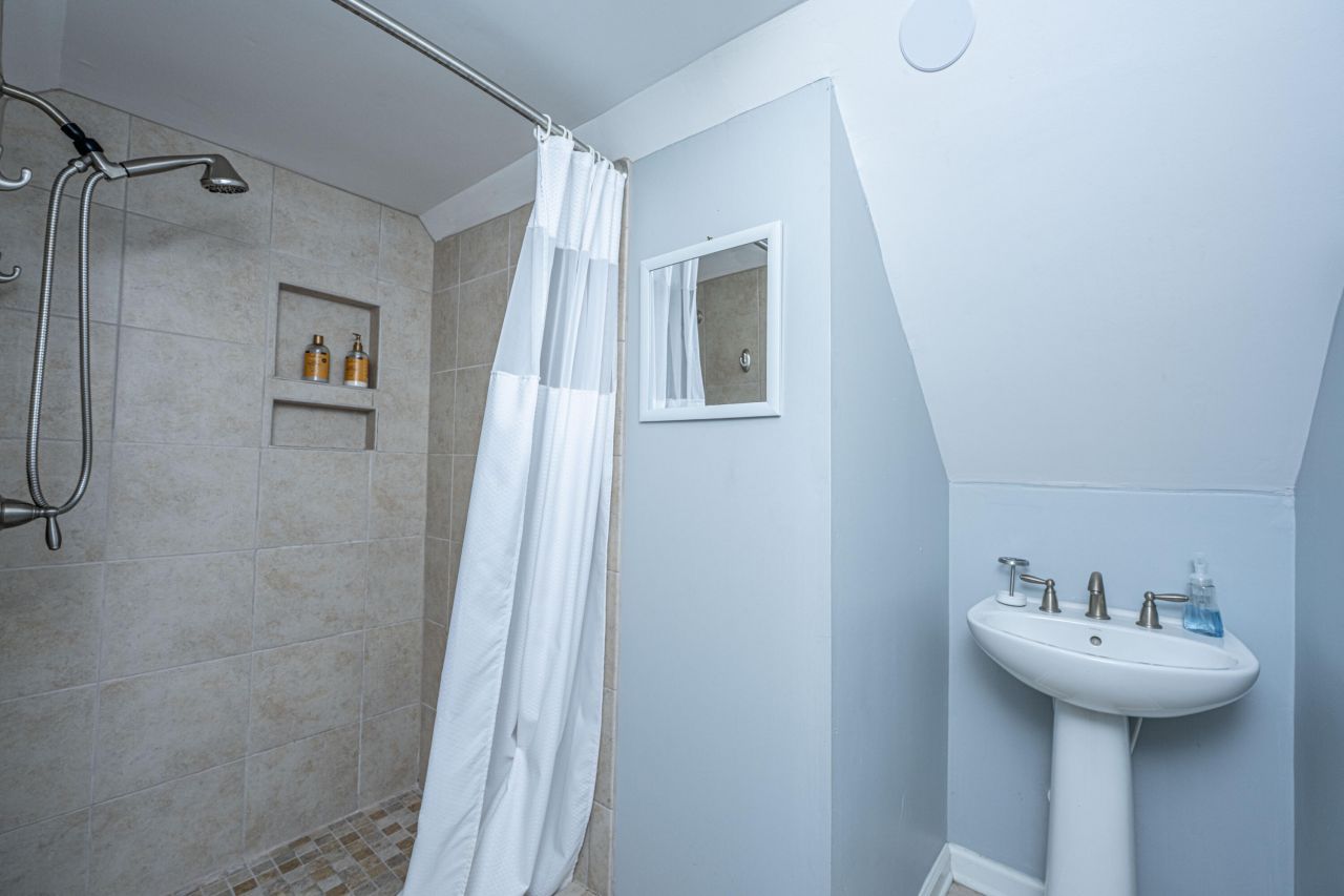 1155 Highway 61 Photo 59