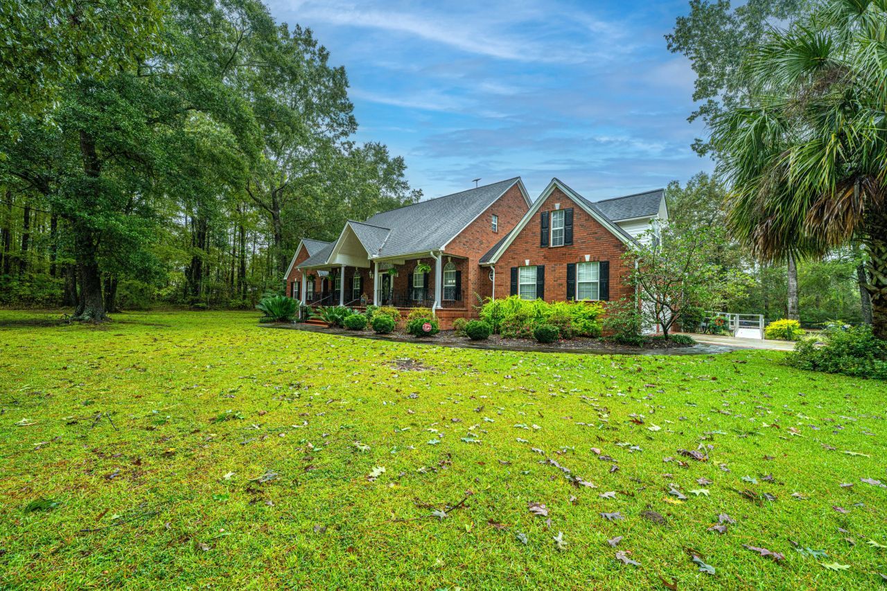 1155 Highway 61 Photo 6