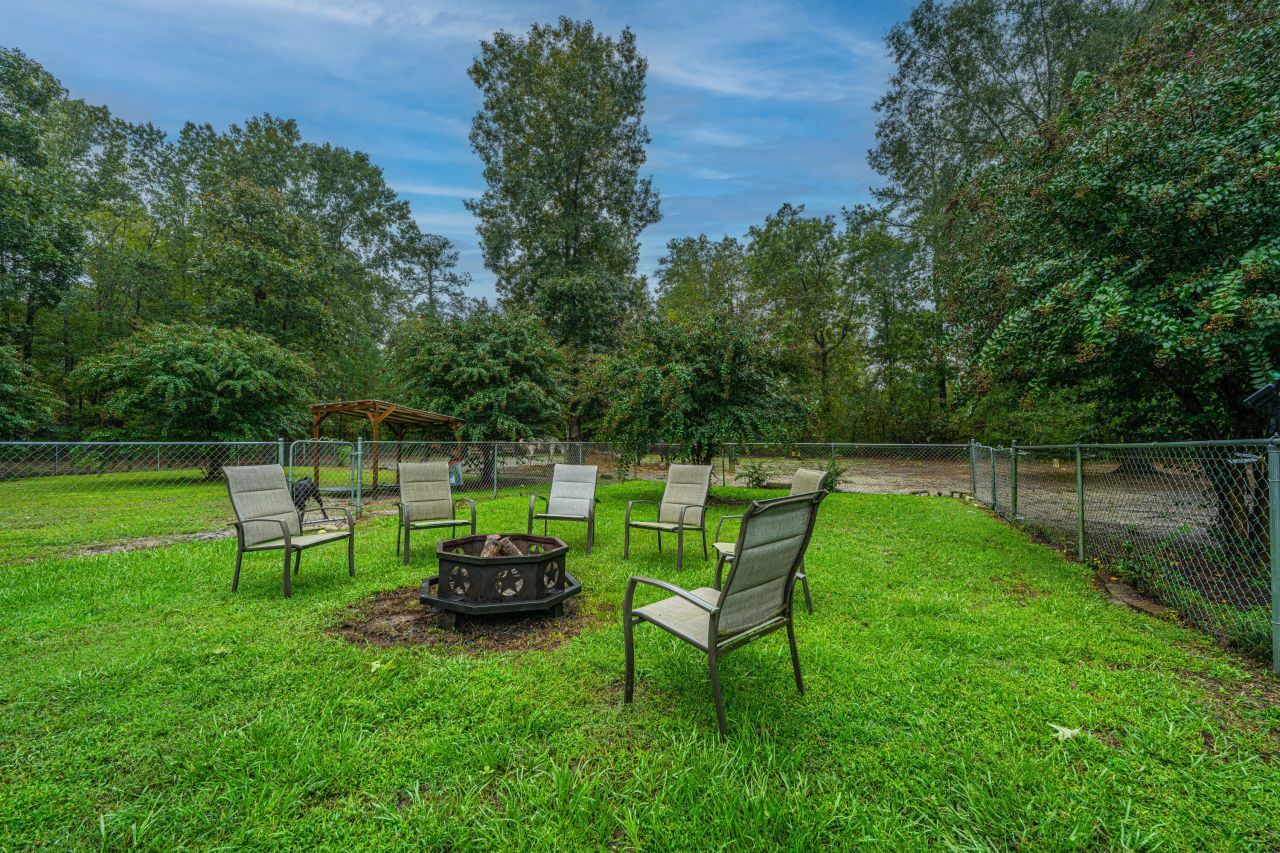 1155 Highway 61 Photo 64