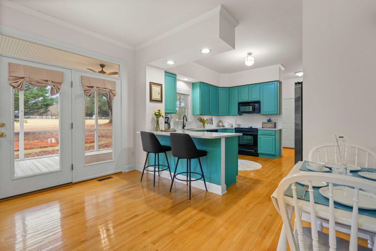 1480 Country Club Circle Photo 18