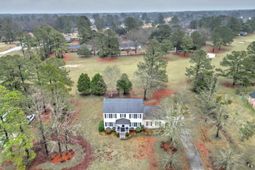 1480 Country Club Circle photo 4