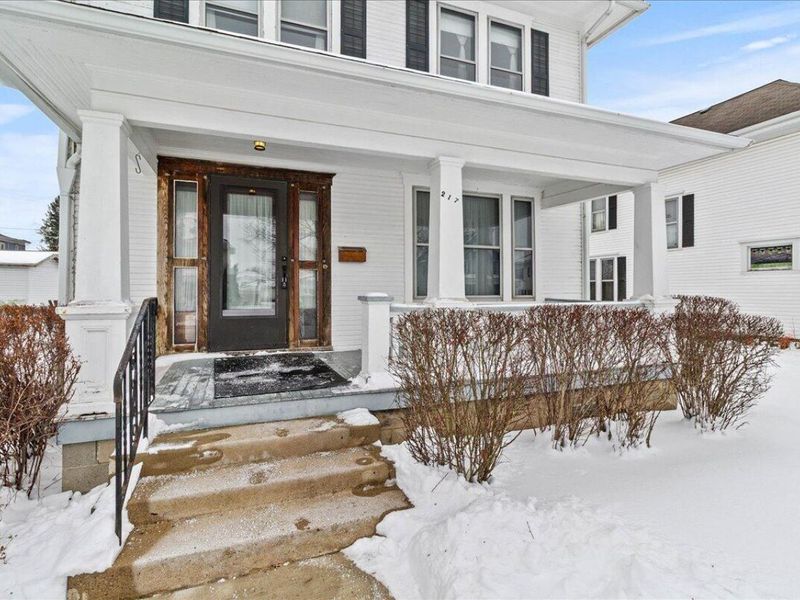 217 Lincoln Place, Urbana, OH 43078 Photo 4