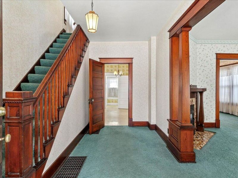 217 Lincoln Place, Urbana, OH 43078 Photo 9