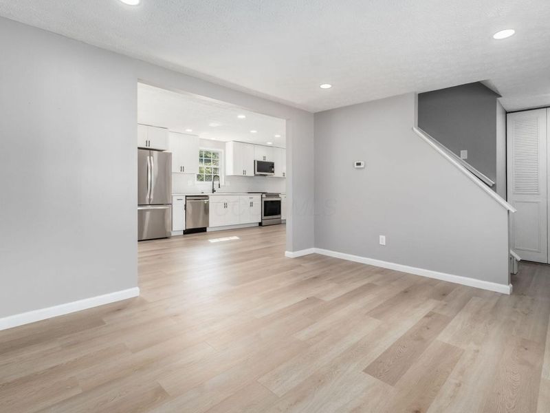 1095 Belle Meade Place, Westerville, OH 43081 Photo 3