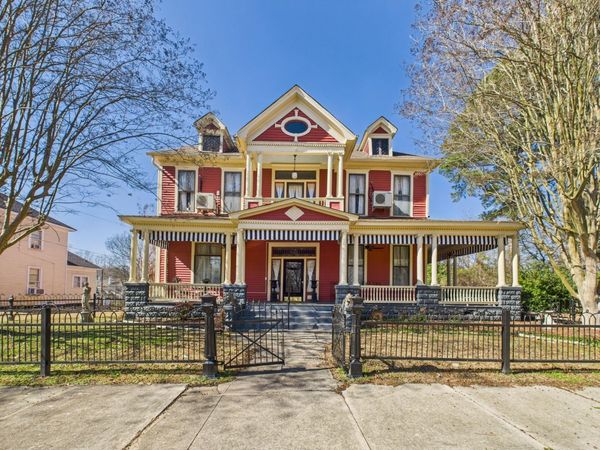 407 S Meridian Street, Aberdeen, MS 39730