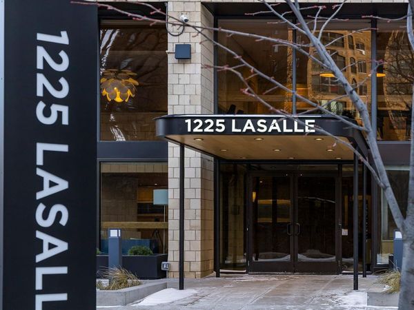 1225 Lasalle Avenue, Unit 501, Minneapolis, MN 55403