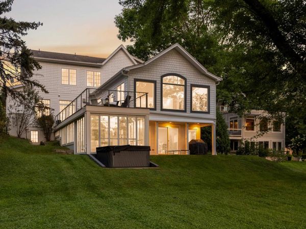 6008 Halifax Avenue S, Edina, MN 55424