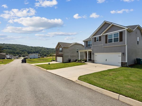2458 Union Pointe Ln, Knoxville, TN 37932