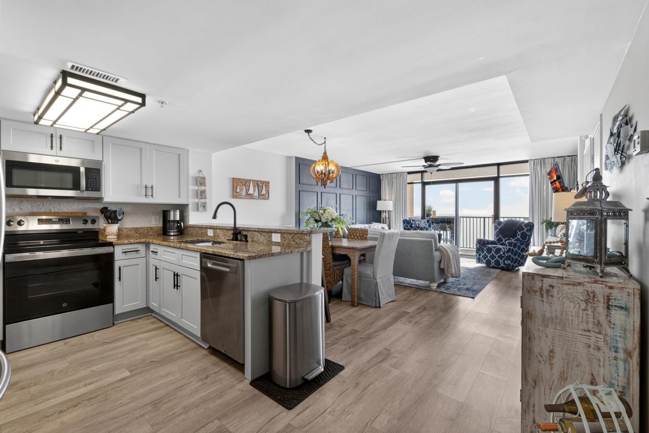 501 South Ocean Blvd. Photo 10