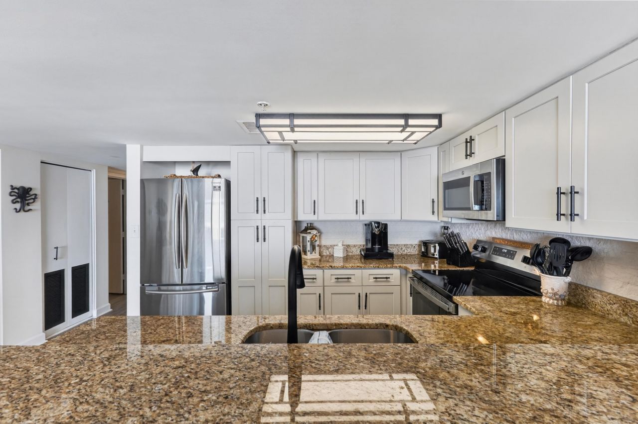 501 South Ocean Blvd. Photo 12