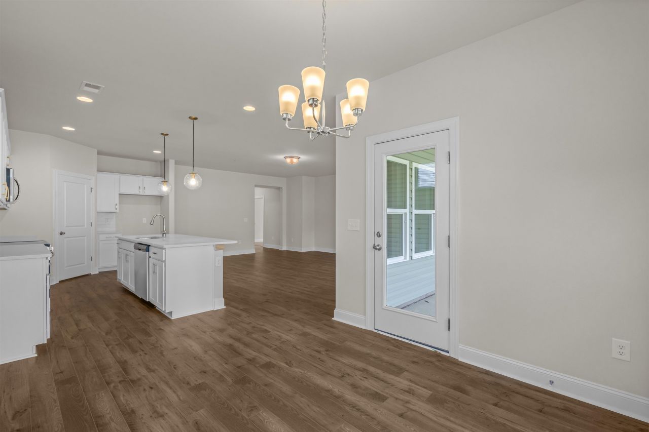 112 Furnies Place Photo 10