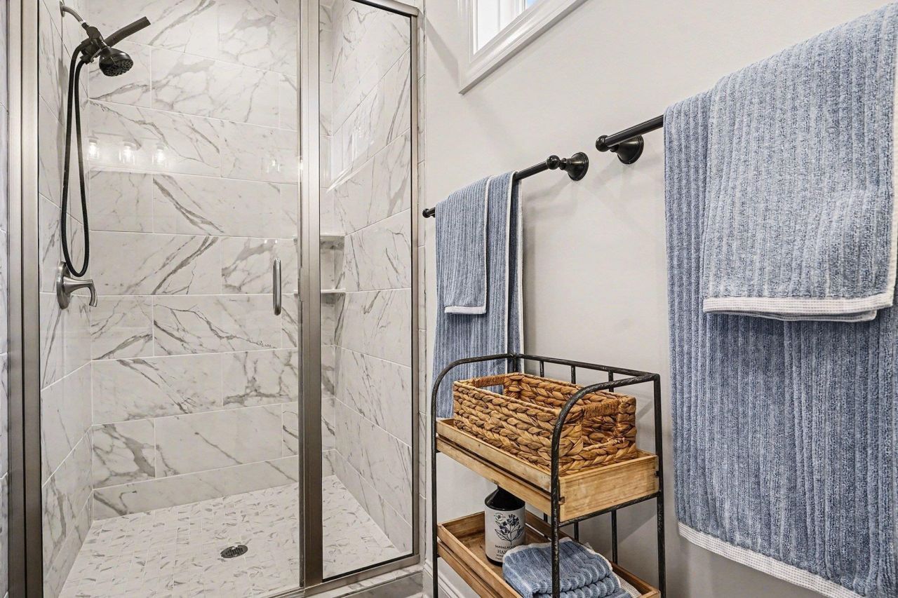 244 Gloucester Way Photo 22