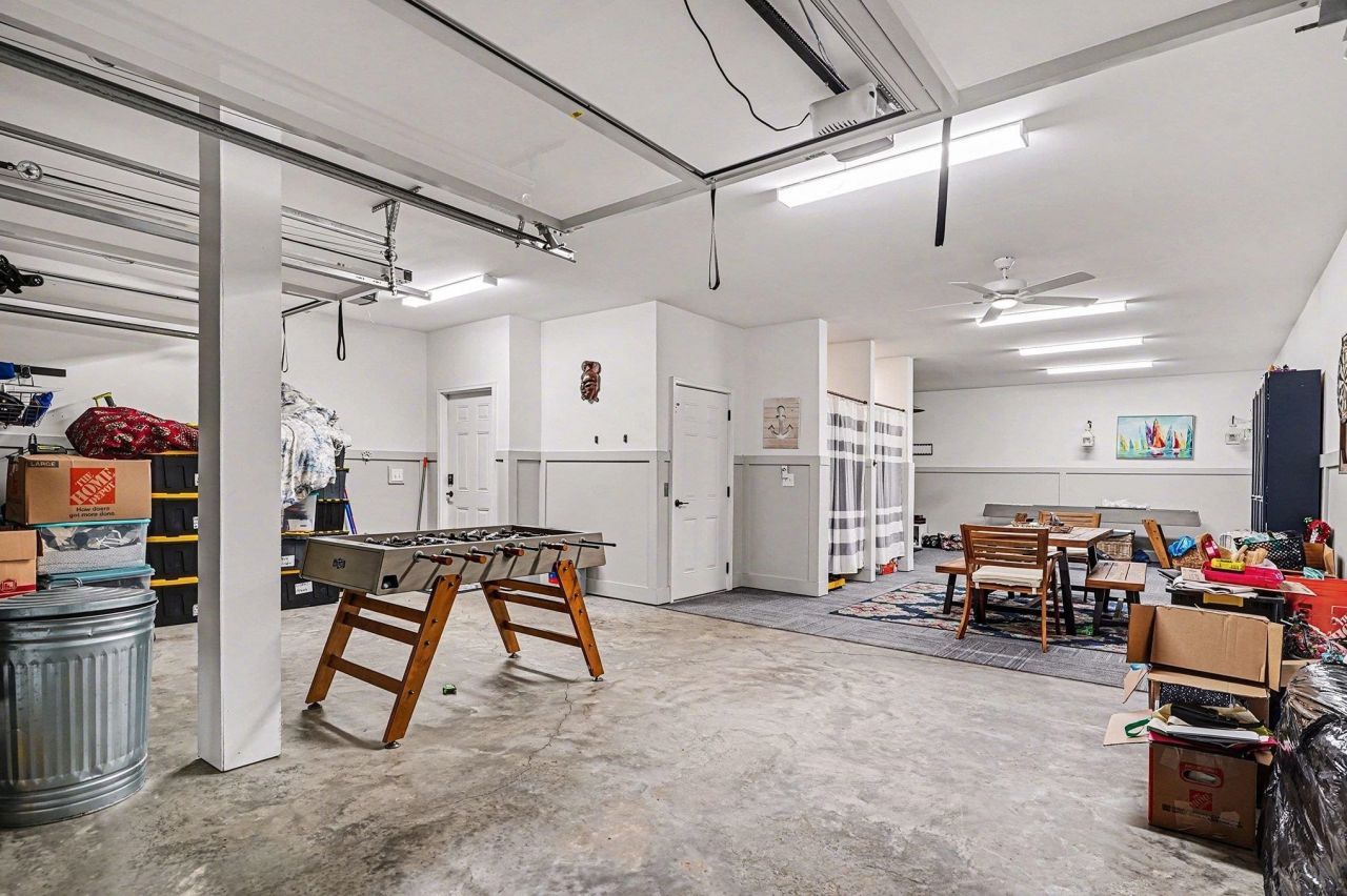 244 Gloucester Way Photo 31