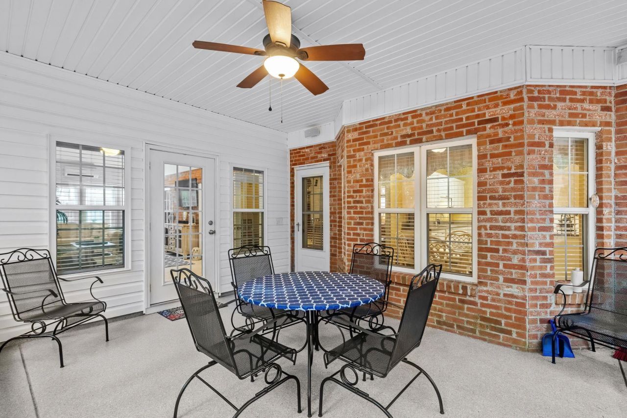 2977 Woodberry Ct. Photo 25