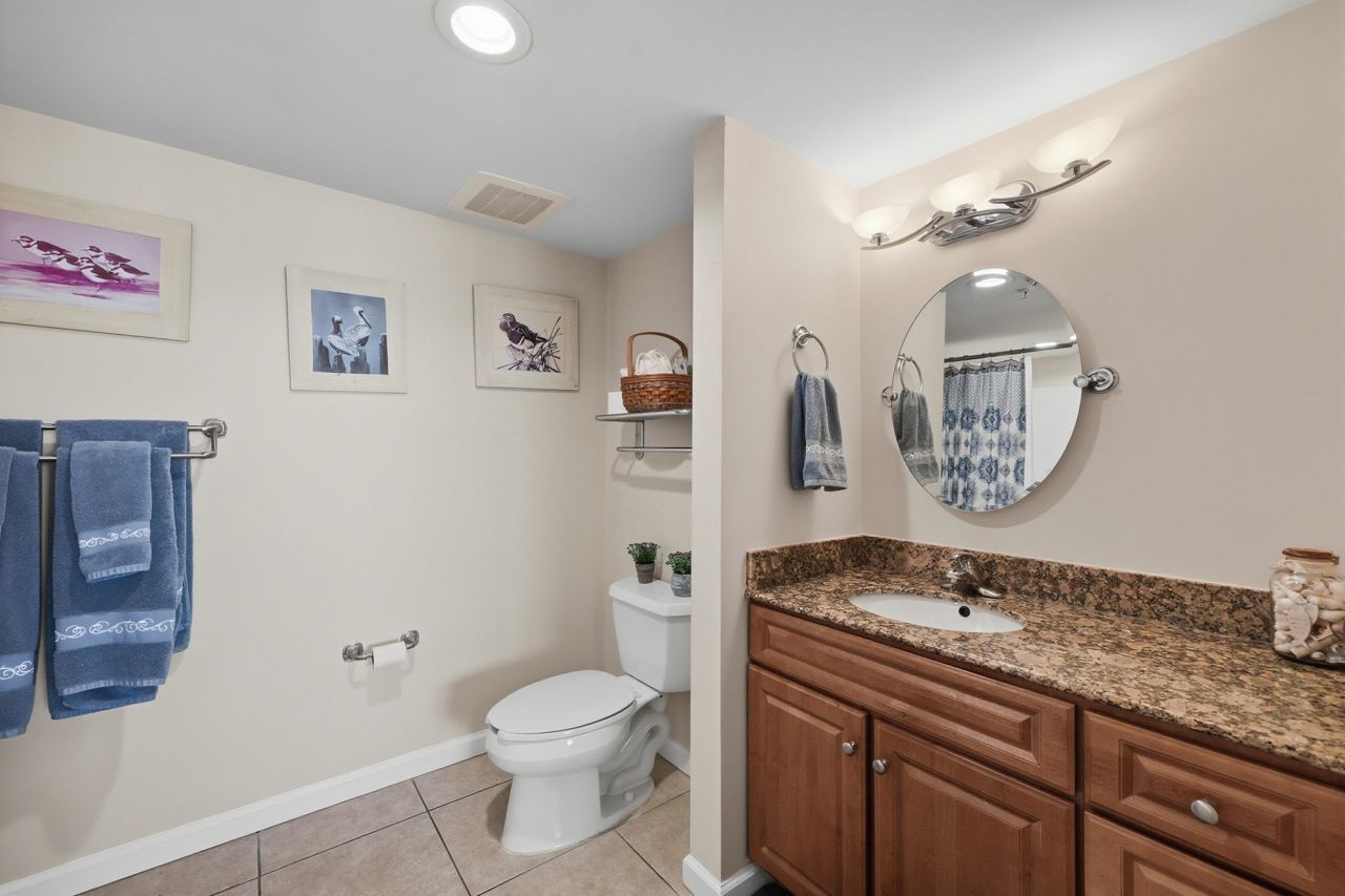 1819 N North Ocean Blvd. Photo 39