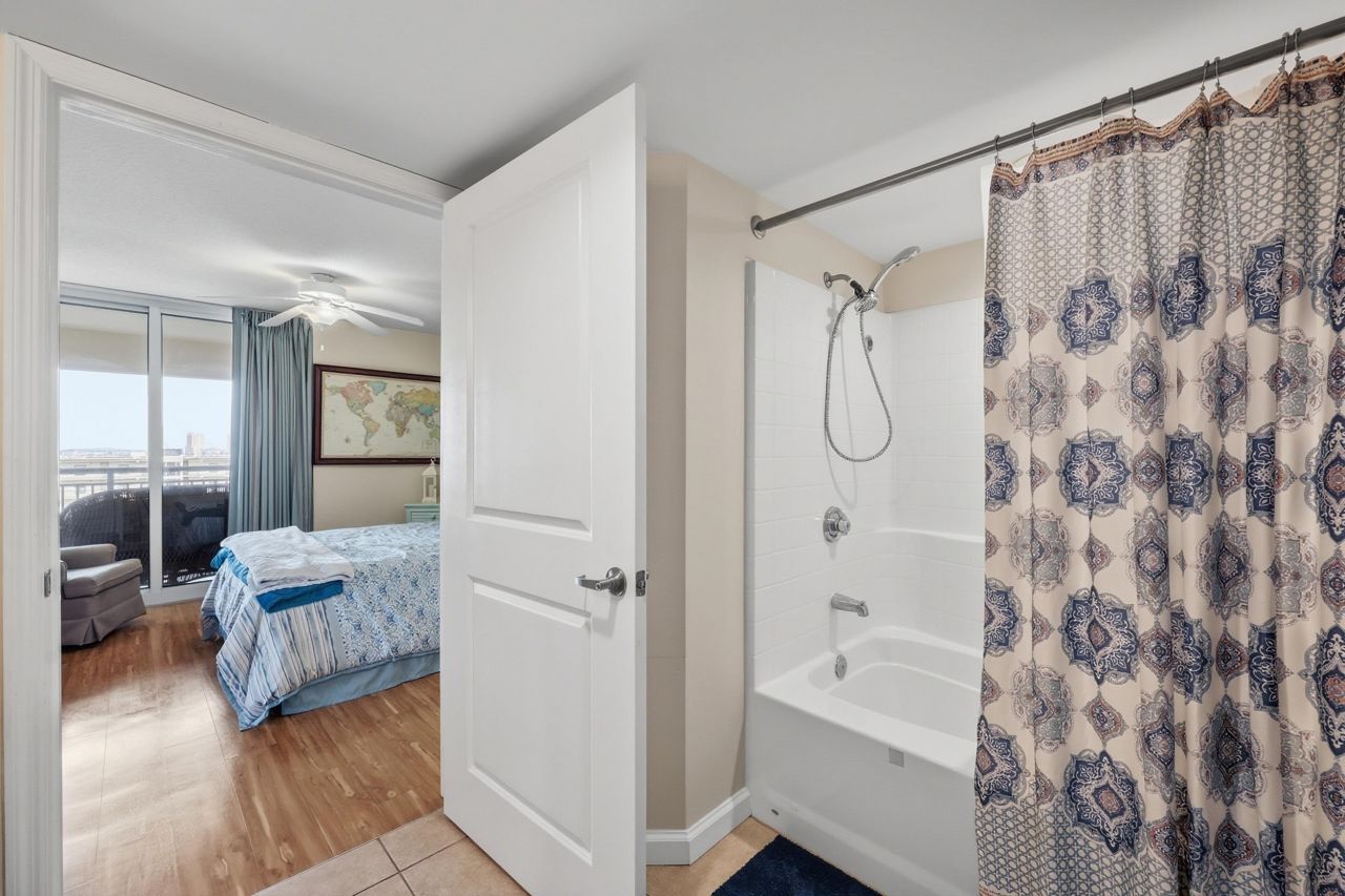 1819 N North Ocean Blvd. Photo 40