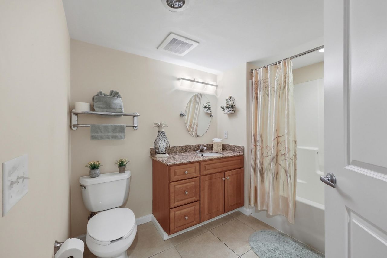 1819 N North Ocean Blvd. Photo 9