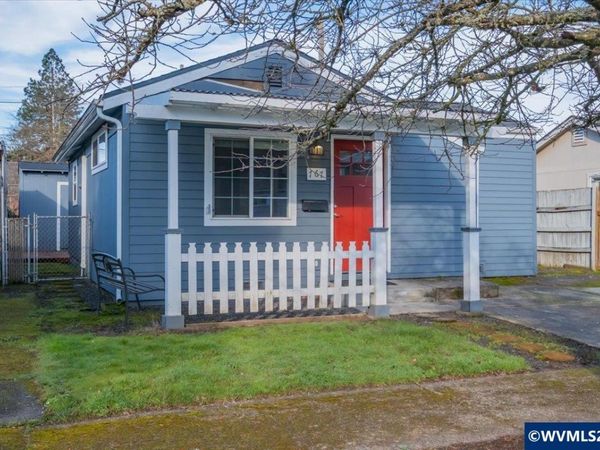 767 18th St NE, Salem, OR 97301