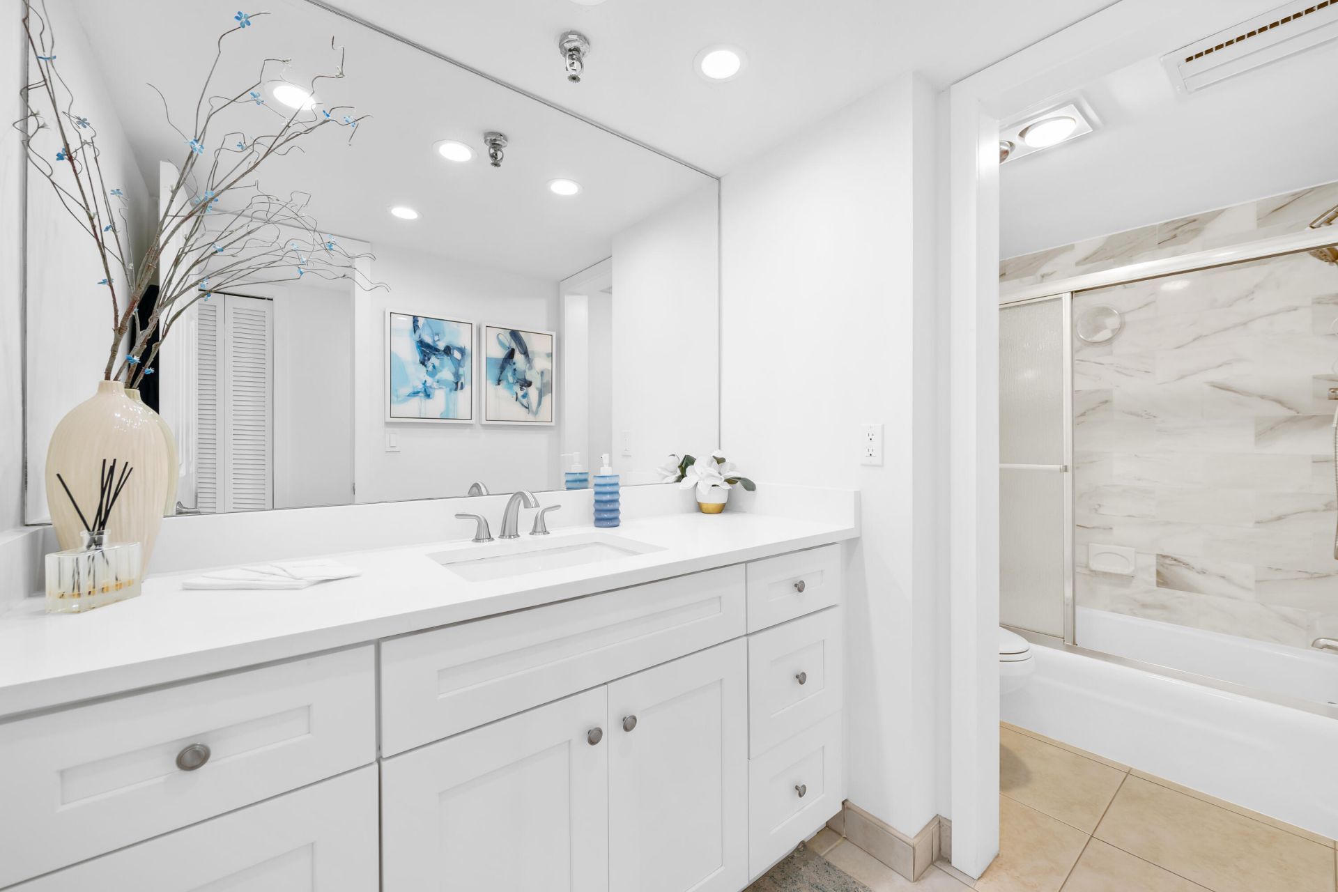 859 Jeffery Street, Unit 306, Boca Raton, FL 33487 Photo