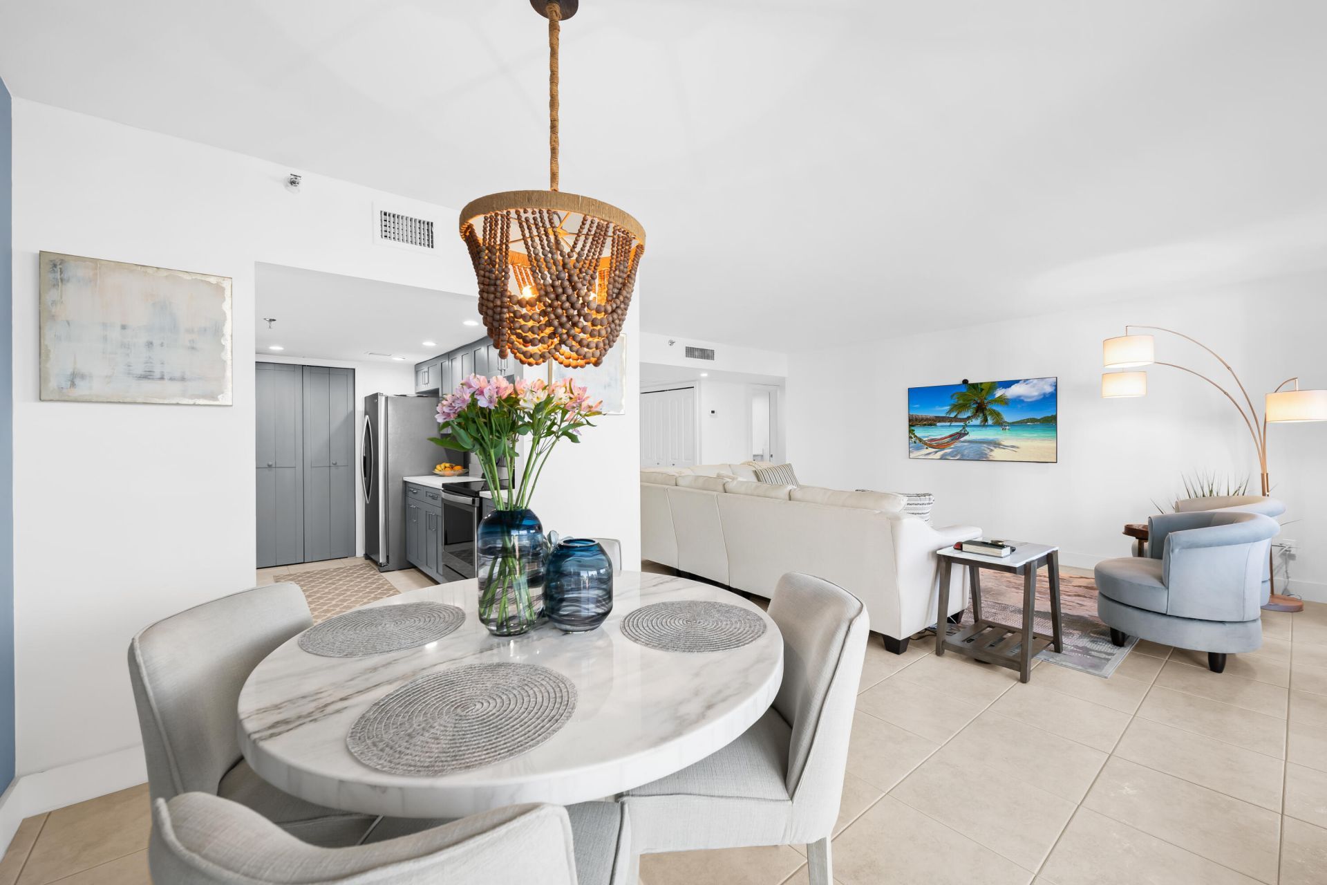 859 Jeffery Street, Unit 306, Boca Raton, FL 33487 Photo