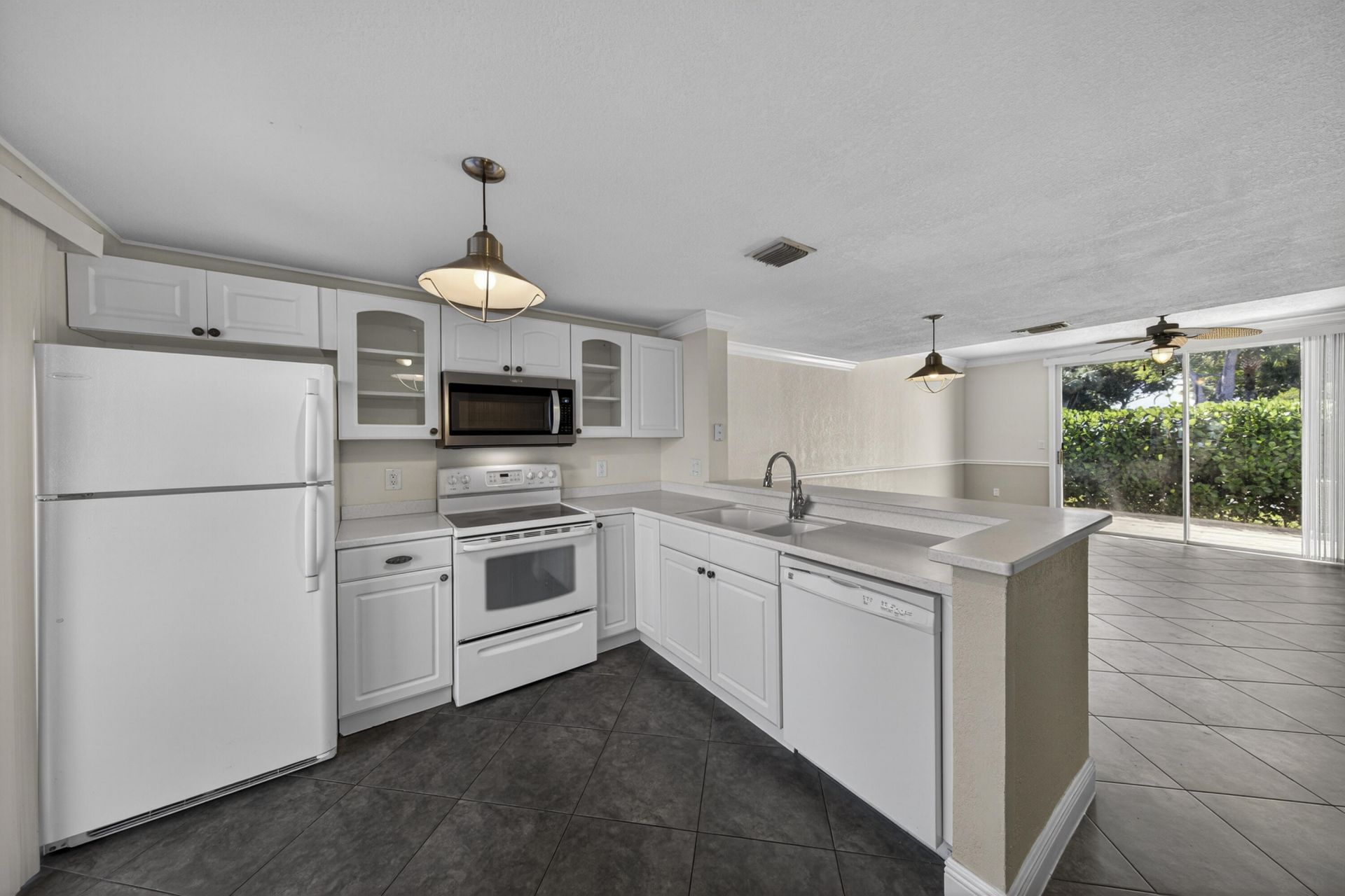 1100 E Jeffrey Street, Boca Raton, FL 33487 Photo