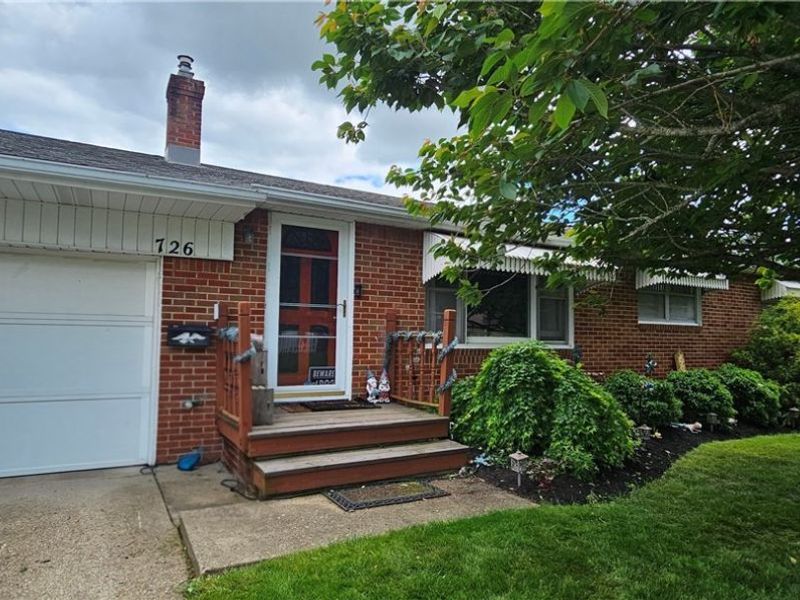 726 Warren Street SW, Massillon, OH 44647 Photo 1